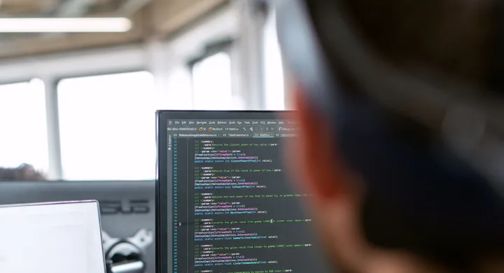 Network engineer planning a LogicVein migration from legacy network management platforms